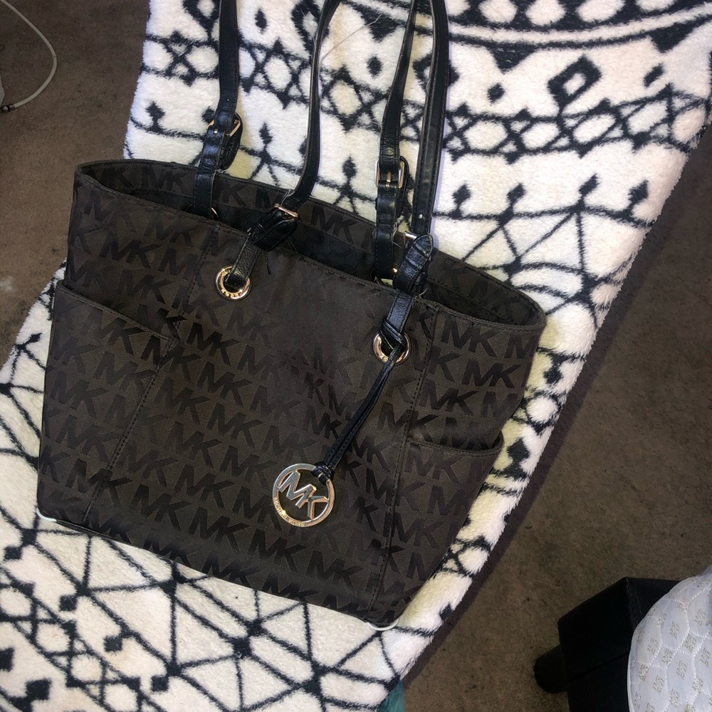 Michael Kors purse